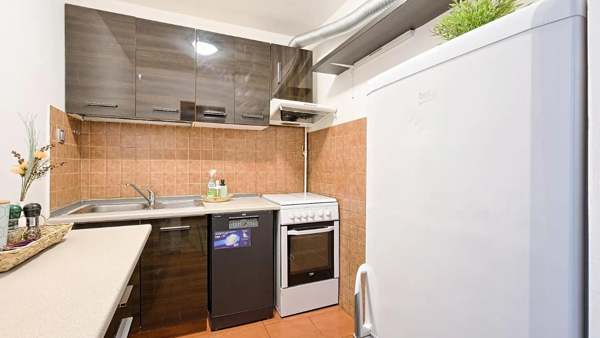 Urban Nomad Apartment Next To Palace Of Culture Warsaw Poland
