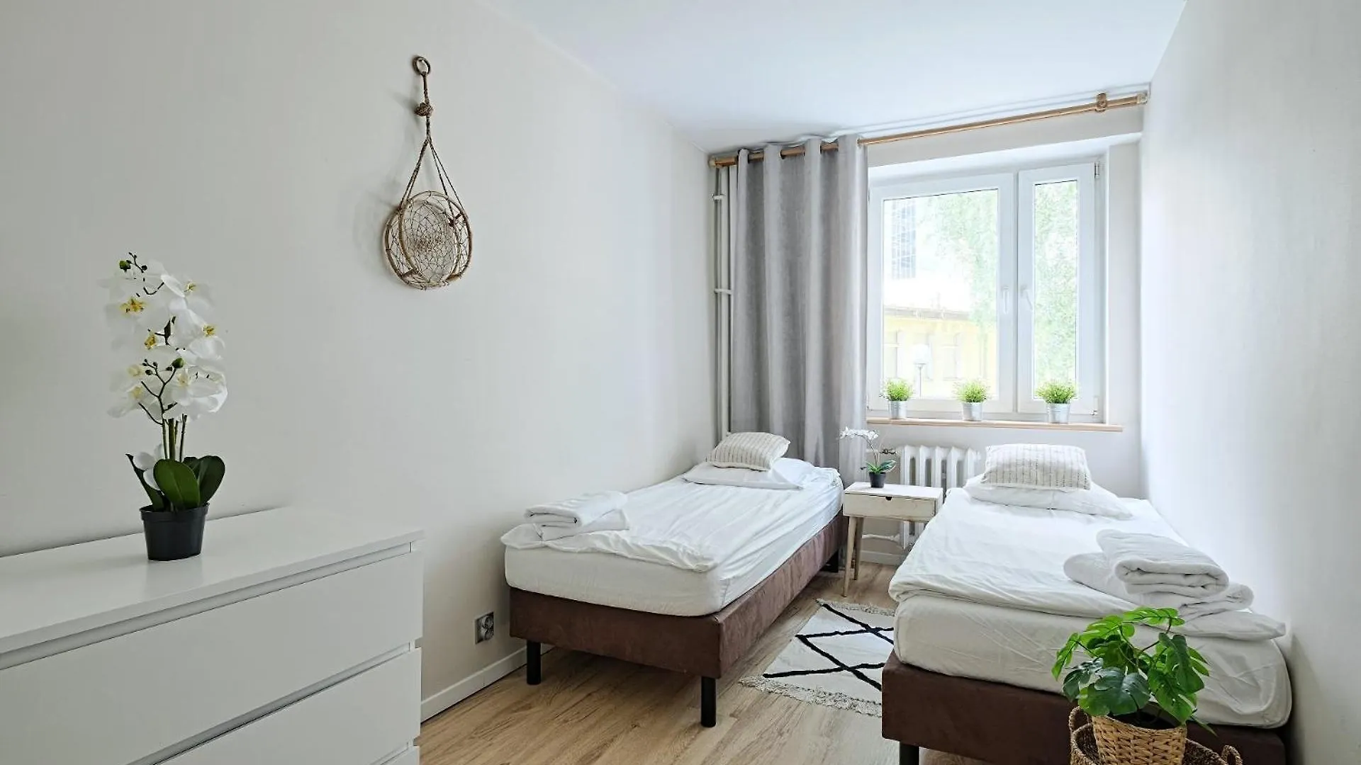 Urban Nomad Apartment Next To Palace Of Culture Warsaw Poland
